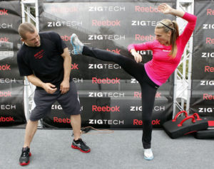 Molly Sims exercise