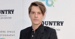 Xavier Samuel - Featured Image
