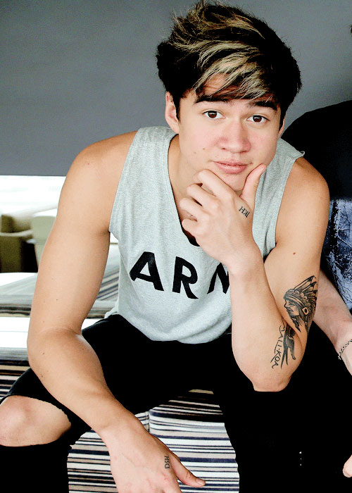 Calum Hood da 5 Secondi di Estate