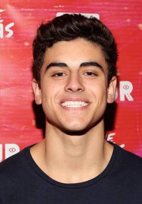 Jack Gilinsky Height, Weight, Age, Girlfriend, Facts, Biography