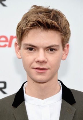 Thomas Brodie-Sangster Height, Weight, Age, Girlfriend, Family, Biography