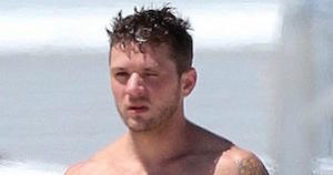 Ryan Phillippe shirtless
