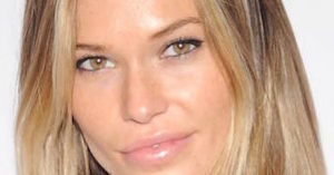 Samantha Hoopes - Featured Image