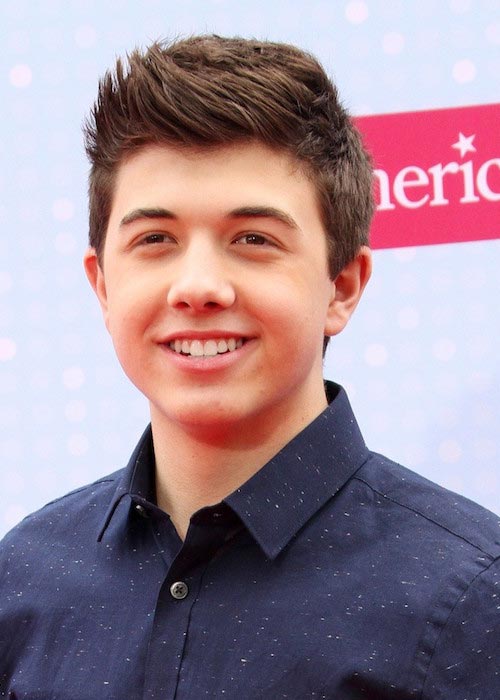 Bradley Steven Perry Height, Weight, Age, Girlfriend, Family, Biography