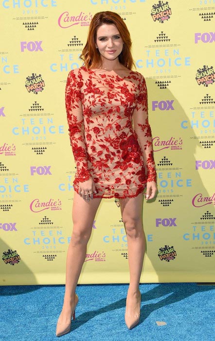 Katie Stevens at 2015 Teen Choice Awards