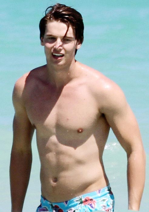 patrick arnold schwarzenegger body