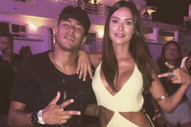 Neymar Jr and Thaila Ayala