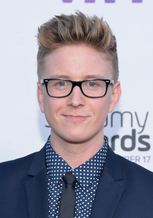 Tyler Oakley headshot