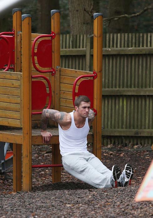 Dan Osborne working out