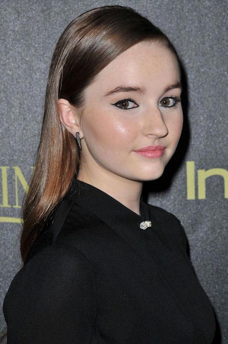 Kaitlyn Dever Height Weight Body Statistics - Healthy Celeb