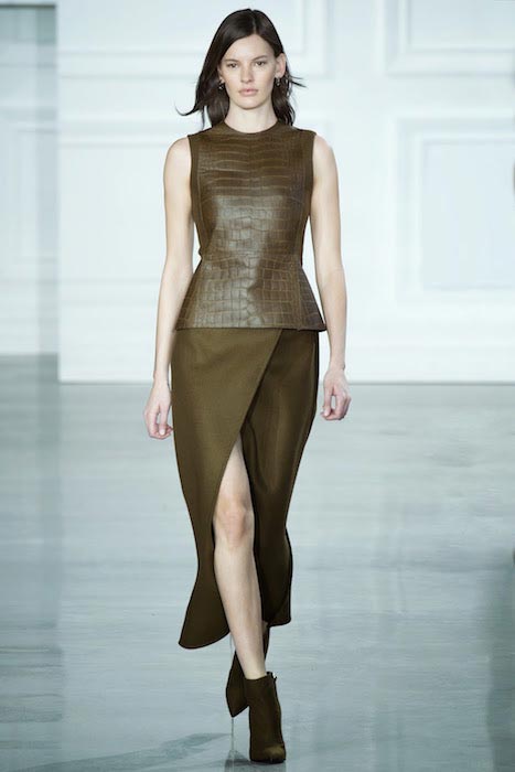 Amanda Murphy walking for Jason Wu in the Autumn Winter NYFW 2015-2016