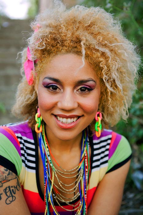 Die 38 Jahre alte 178 cm große Joy Villa im 2024 Foto