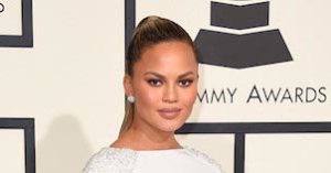 Chrissy Teigen - Featured Image