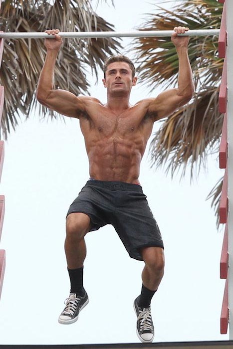 Zac Efron muscular body