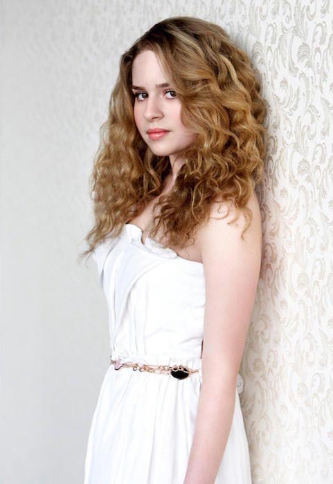 Allie Grant hot