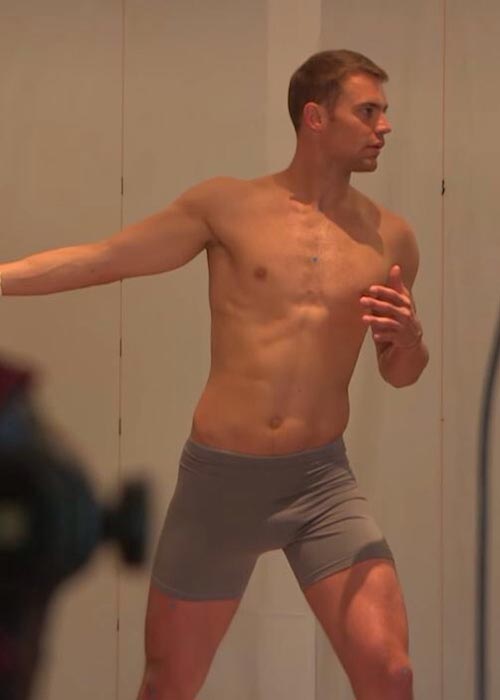 Manuel Neuer shirtless body