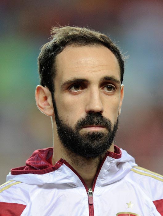 Juanfran before the start of the match between Spain and Ukraine on March 27, 2015