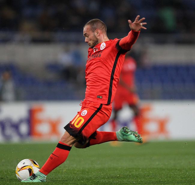 Wesley Sneijder trying to score during a UEFA Europa League match between Galatasaray and Lazio on February 25, 2016 in Rome, Italy