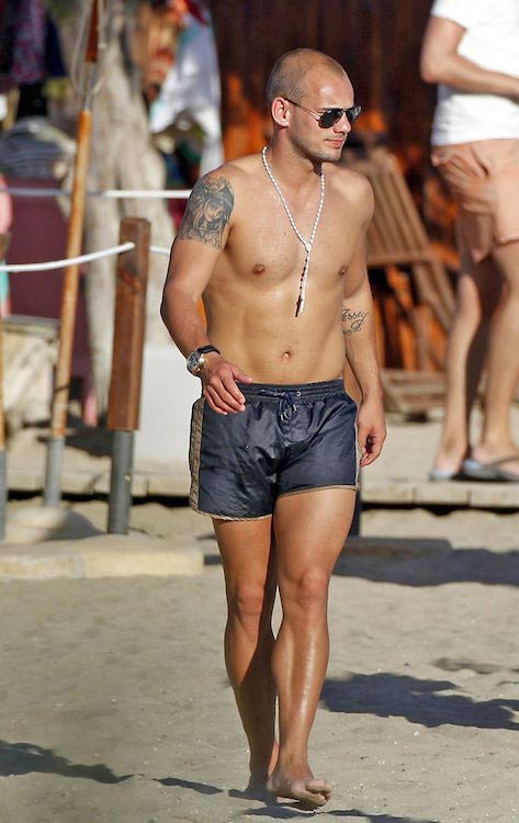 Wesley Sneijder shirtless body
