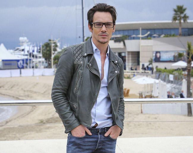 Jonathan Rhys Meyers a Roots MIPTV Photocall il 5 aprile 2016 a Cannes, Francia