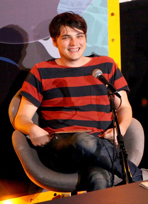 Gerard Way Height Weight Age Girlfriend Family Facts Biography