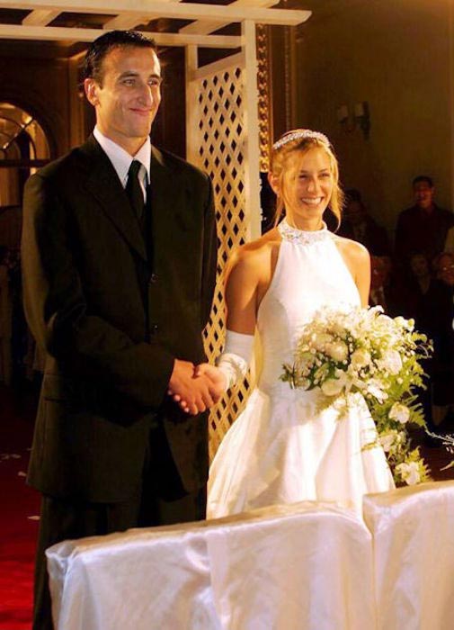 Manu Ginobili and Marianela Orono on their wedding day in 2004