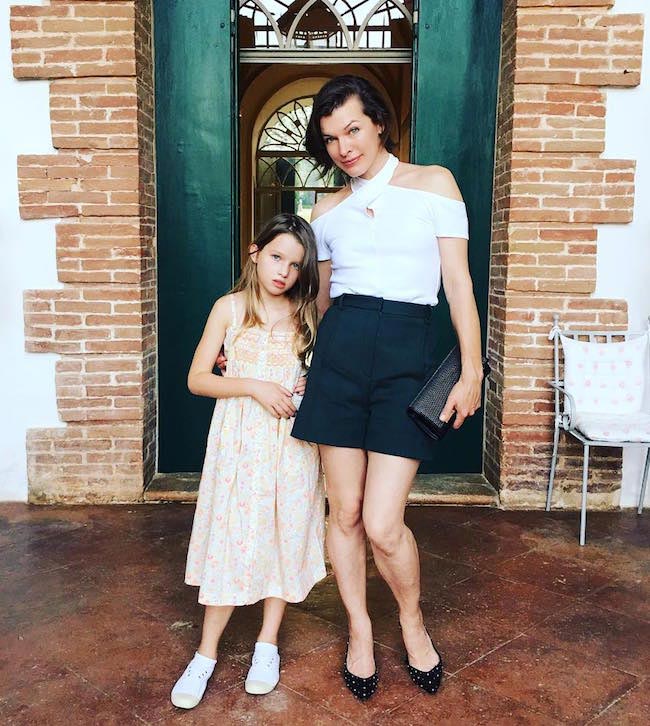 Milla Jovovich with older daughter