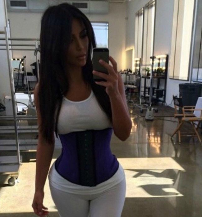 Kim Kardashian gym selfie