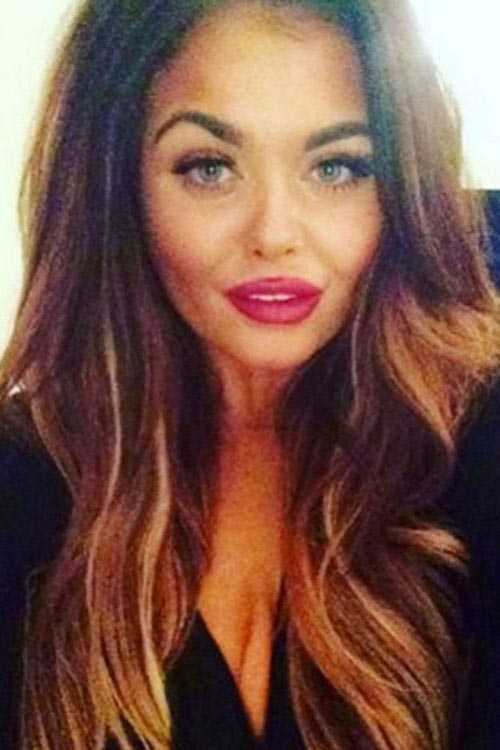 Scarlett Moffatt selfie