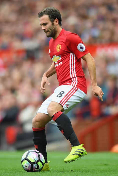 Juan Mata with the ball during a match between Manchester United and Leicester City on September 24, 2016