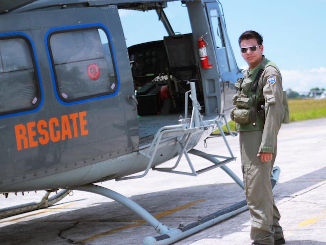 Marvin Lara filming a video clip at Guatemalan Air Force in 2012