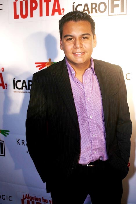 Marvin Lara on red carpet with Dulce Maria RBD in 2012