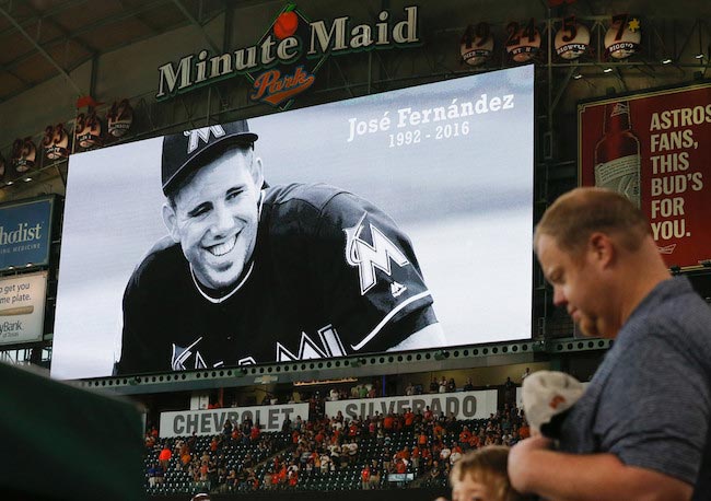 José Fernández MLB match Houston Astros and Los Angeles Angels September 25, 2016