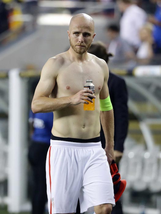 Michael Bradley shirtless after losing to Colombia during 2016 Copa America on June 3, 2016