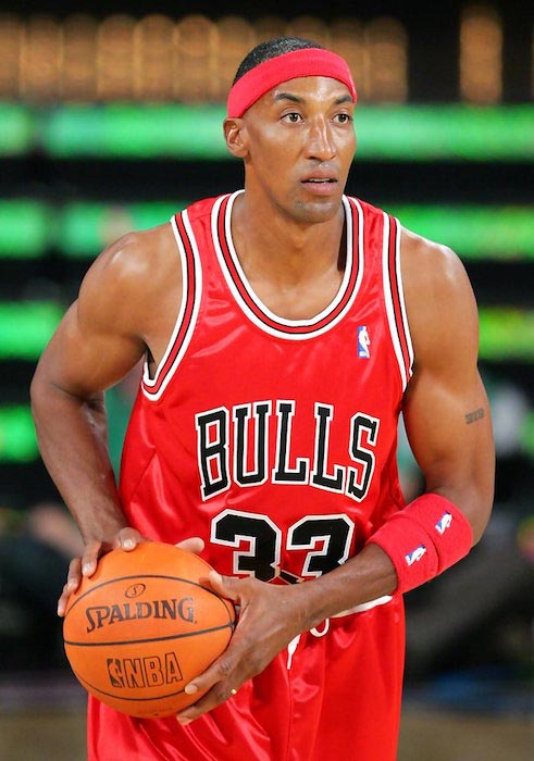Scottie Pippen performs in the Haier Shooting Stars during the 2007 NBA All-Star Weekend