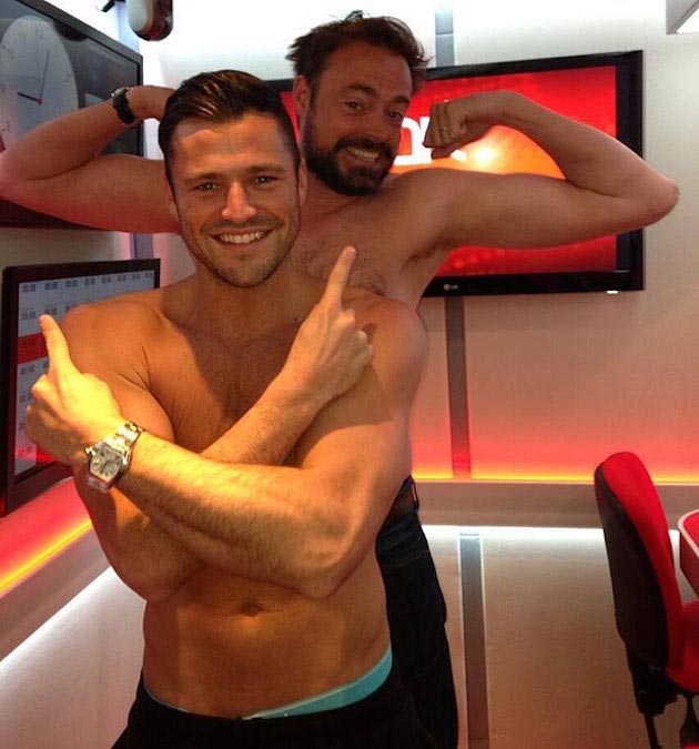 Mark Wright and Jamie Theakston pose for topless Twitter snap