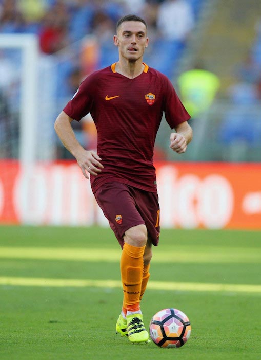 Thomas Vermaelen with the ball during a match between AS Roma and Udinese on August 20, 2016