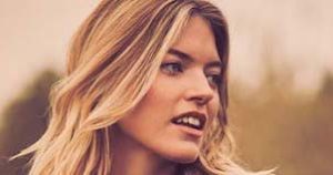 Martha Hunt - Featured Image