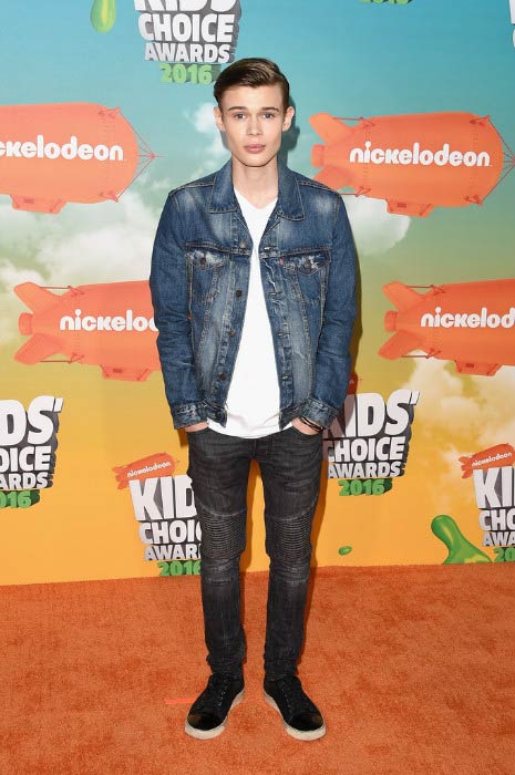 Benjamin Lasnier at the 2016 Nickelodeon's Kids' Choice Awards