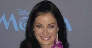 Dayanara Torres - Featured Image