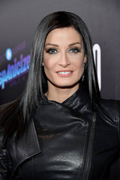 Dayanara Torres Height Weight Body Statistics - Healthy Celeb