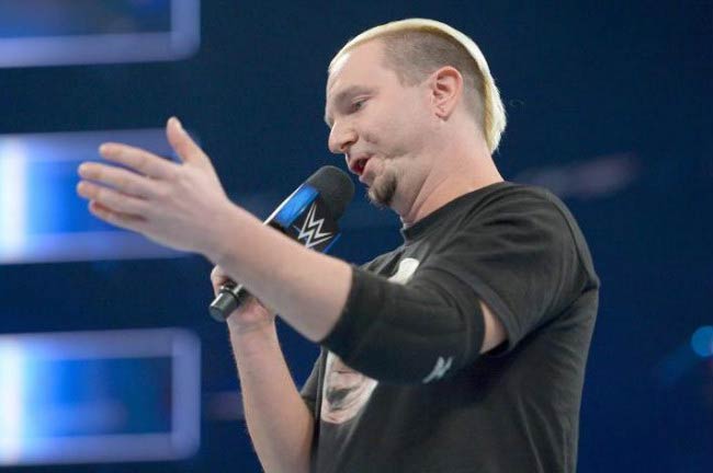 James Ellsworth interacts inside the ring in an episode of Smackdown in September 2016