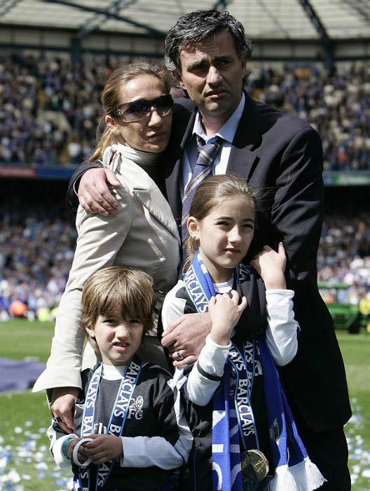 Jose Mourinho with his wife Tami and their children after winning league title in 2005