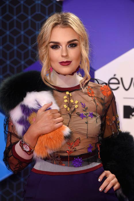 Tallia Storm at the MTV Europe Music Awards 2016