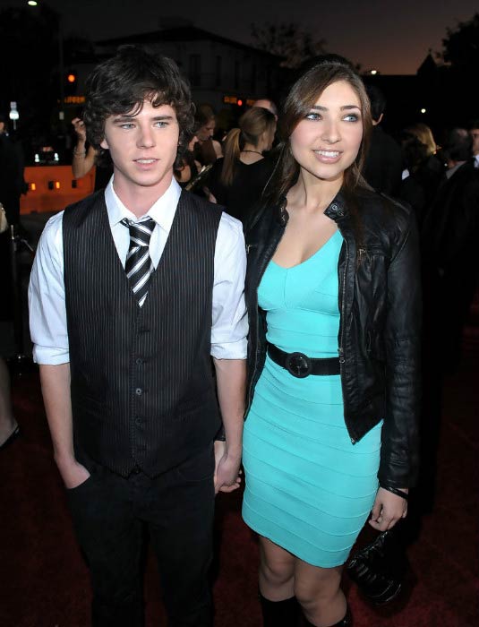 Charlie McDermott and Shelby Young at “The Twilight Saga: New Moon” premiere in November 2009