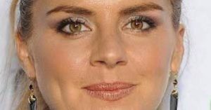 Eliza Coupe - Featured Image