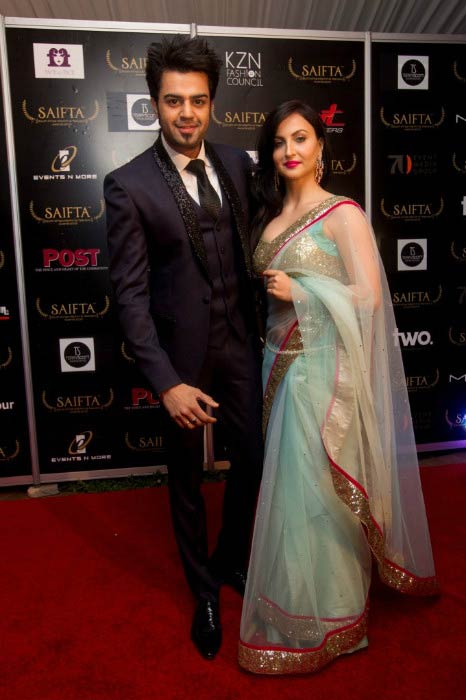 Elli Avram and Manish Paul at the South Africa Indian Films & Television Awards in 2013