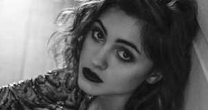 Natalia Dyer - Featured Image