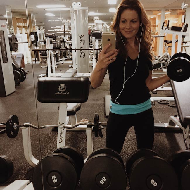 Candace Cameron-Bure gym selfie