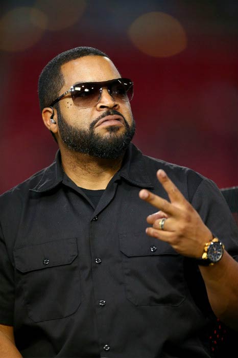 Ice Cube at the NFL match between St. Louis Rams and the Tampa Bay Buccaneers in December 2015